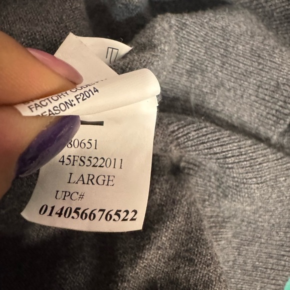 IZOD Men’s Gray Sweater Vest L Sleeveless Pullover Classic Knit - Picture 4 of 4